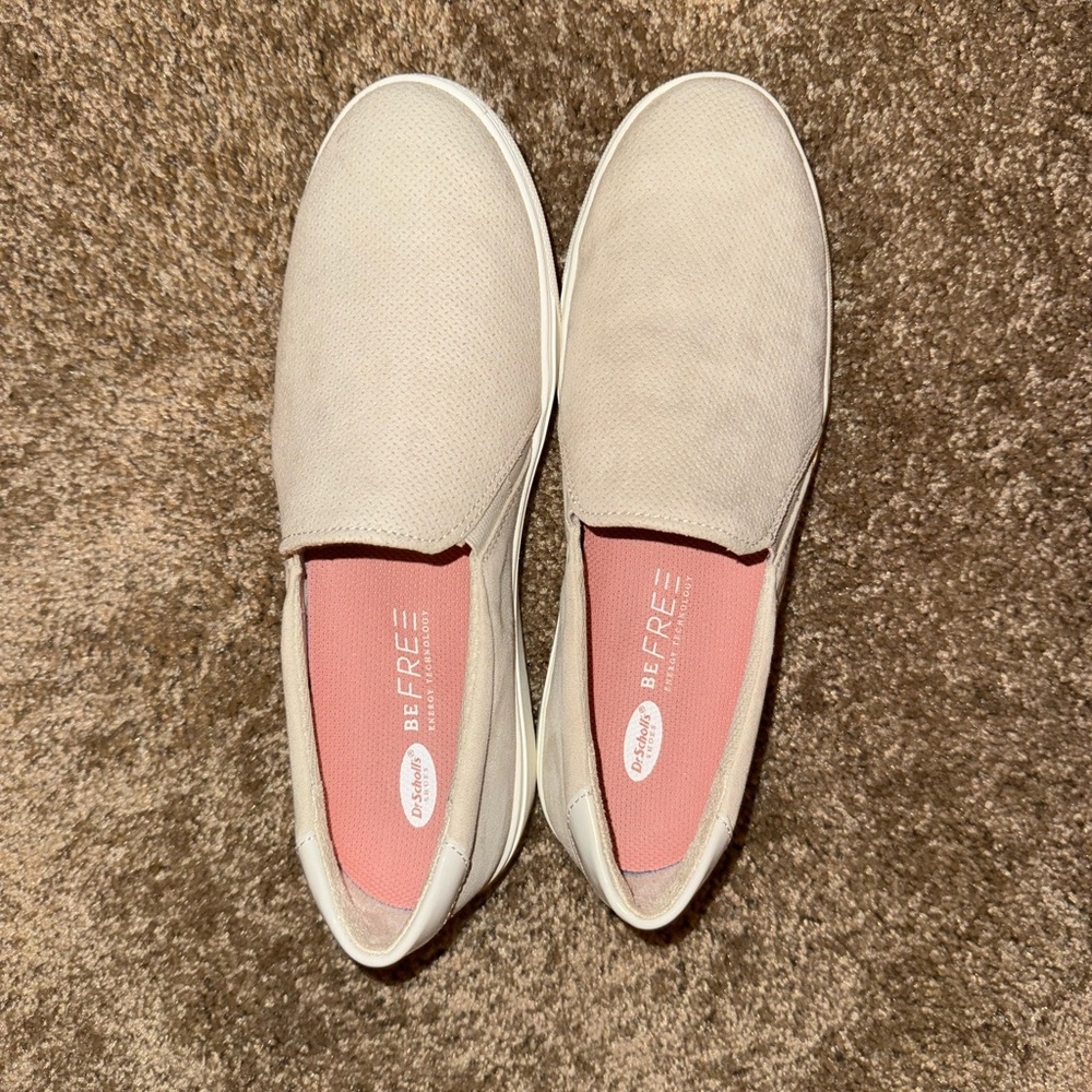 Dr. Scholl's Cream Flats Slip-On Loafers